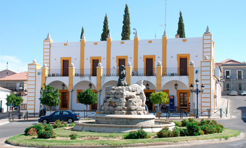 turismo-en-cabeza-del-buey-visita-cabeza-del-buey-monumental