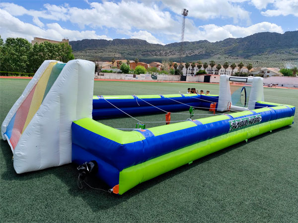 actividades-infantiles-para-eventos-en-extremadura-futbolín-humano