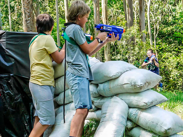actividades-infantiles-para-eventos-en-extremadura-láser-tag2